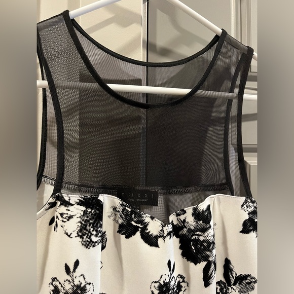 Black and White Floral Trixxi Dress - Picture 3 of 5